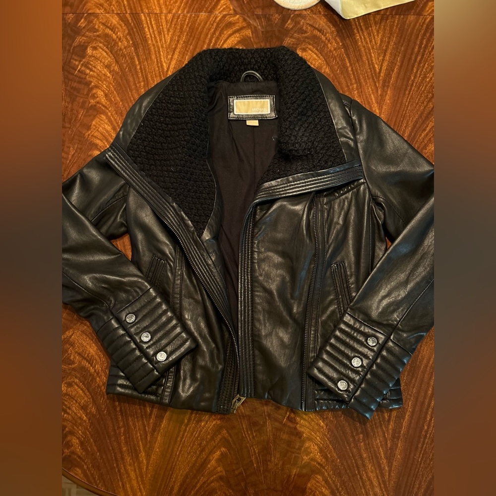 MICHEAL KORS LEATHER JACKET